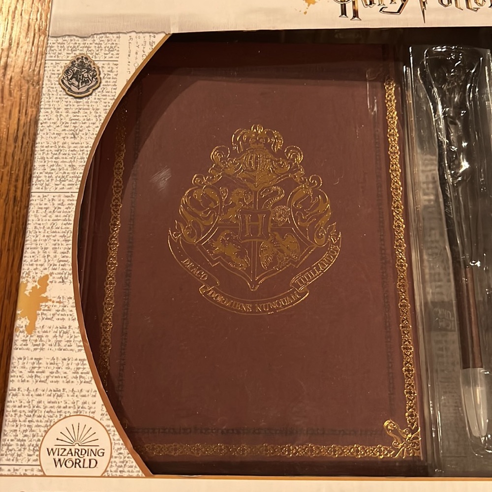 Brand New Harry Potter Gift Set - Picture 3 of 5